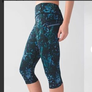 Lululemon Run Top Speed Crop Legging